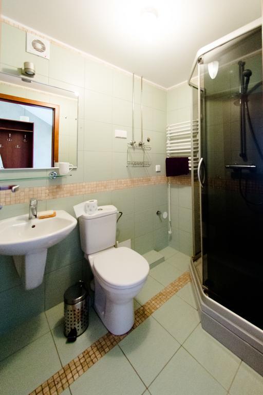 Lapes Namai Apartment Pervalka Bagian luar foto