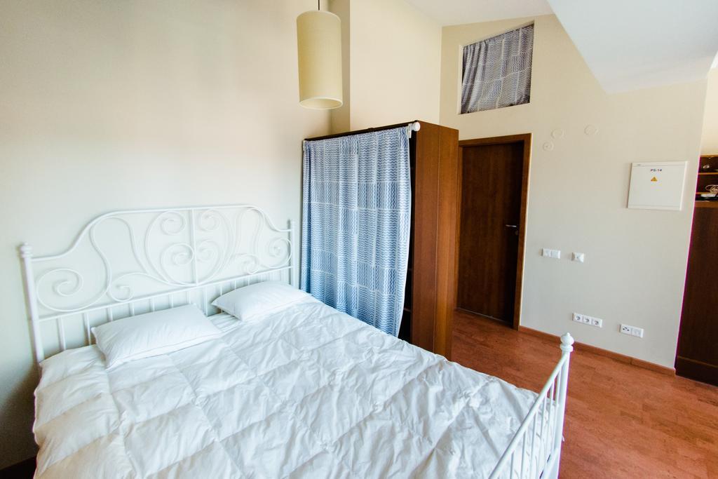 Lapes Namai Apartment Pervalka Bagian luar foto